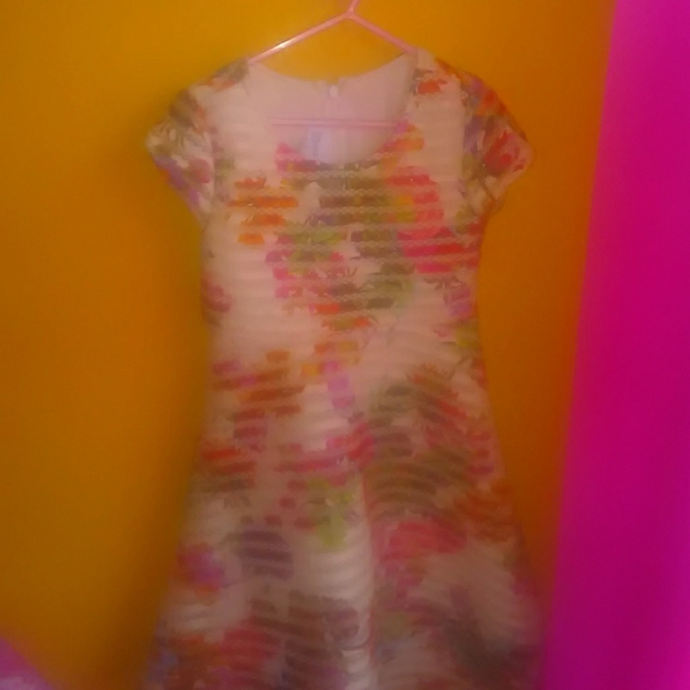 Girl dress